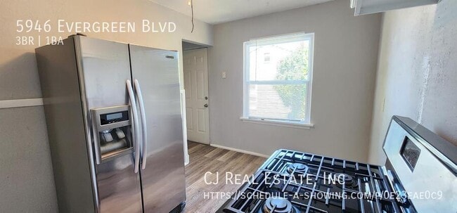 Photo - 5946 Evergreen Blvd