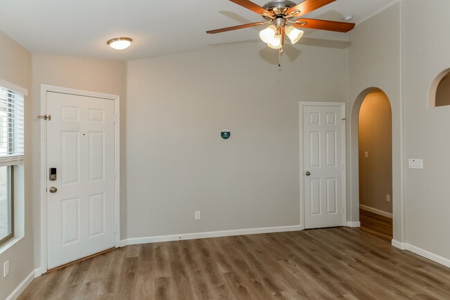 3409 Greenwood Springs Dr