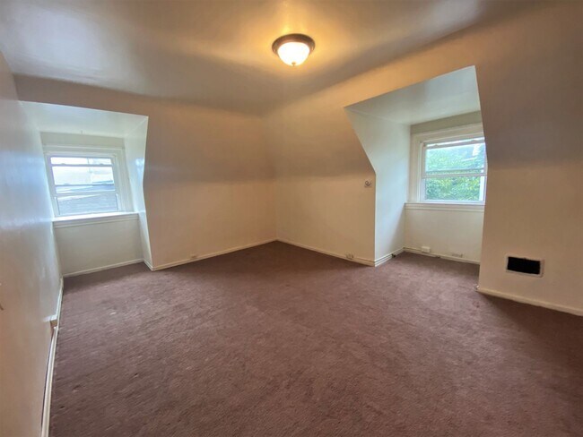 Photo - Highland Park - Apartments For Rent In Pittsburgh Unit 2