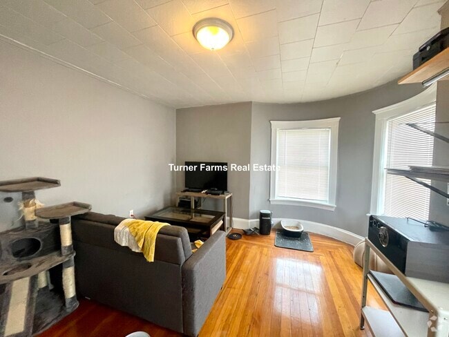 Building Photo - 14 Alberta Ter Rental