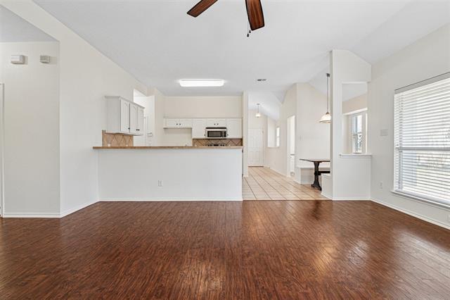 Photo - 9937 Tanglebrush Dr