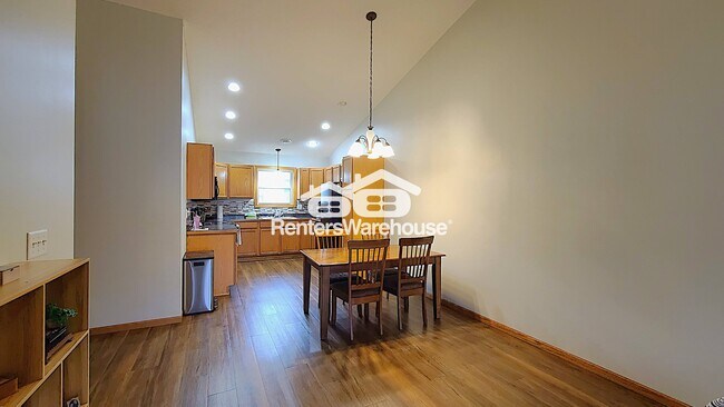 Photo - 280 Cedar St