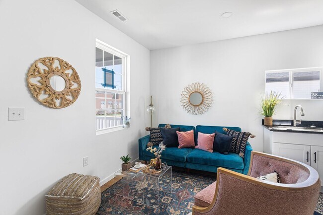 Photo - 409-411 Novelty St