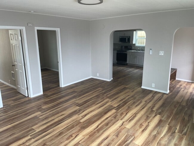 Photo - Adorable Newly Remodeled Rancher in Reardan