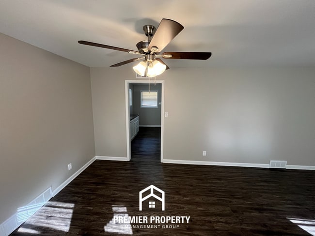 Photo - 1334 Timothy Dr