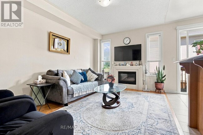 Photo - 35 Sky Harbour Dr