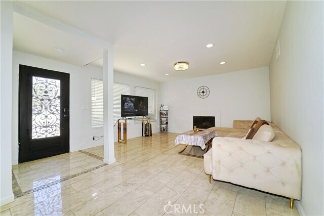 4700 Topanga Canyon Blvd