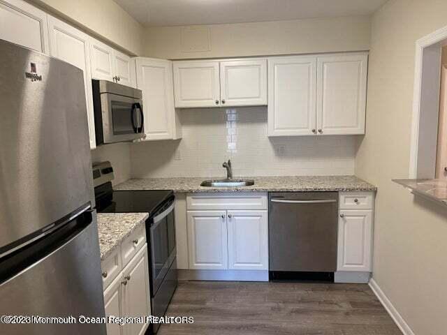 Photo - 69 Northrup Dr