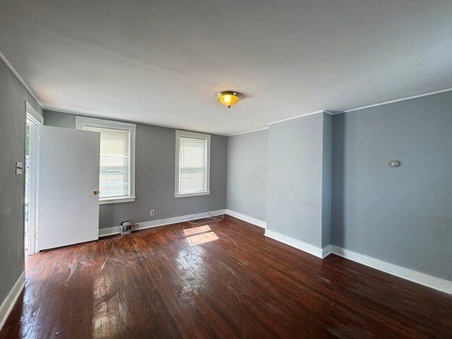 Photo - 21 Common St Unit 1