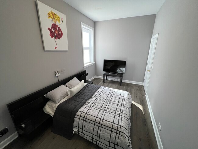 Photo - 5830 S Wabash Ave Unidad 2