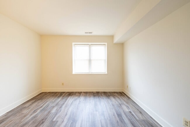 Charlesgate Apartments