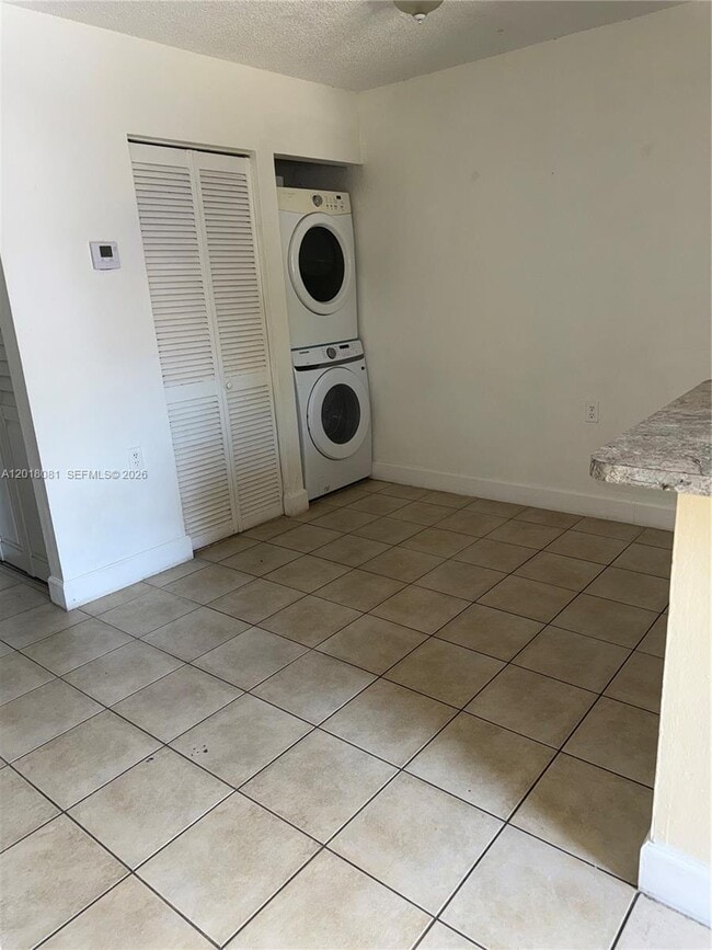 Photo - 7120 NW 179th St Unit 105
