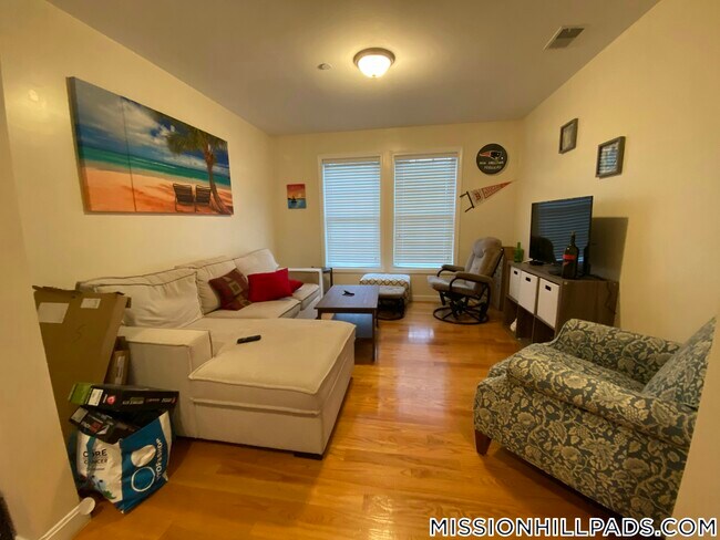 Photo - 207 Hillside St Unit 2