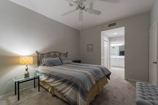 Photo - 14111 Brant Point Cir Unidad Apt 2102