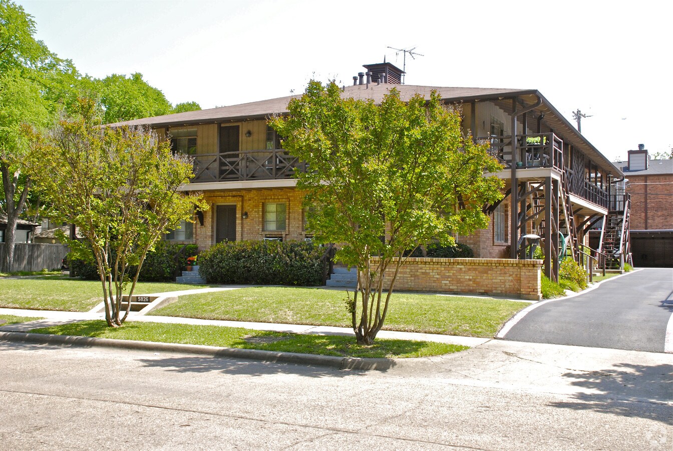 Cedar Lodge Apartments - Cedar Lodge Apartments