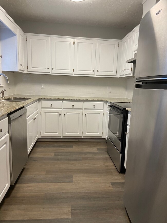 Photo - Pebblebrook Apartments