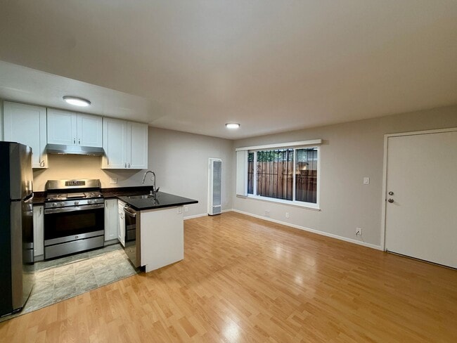 475 Alcatraz Ave