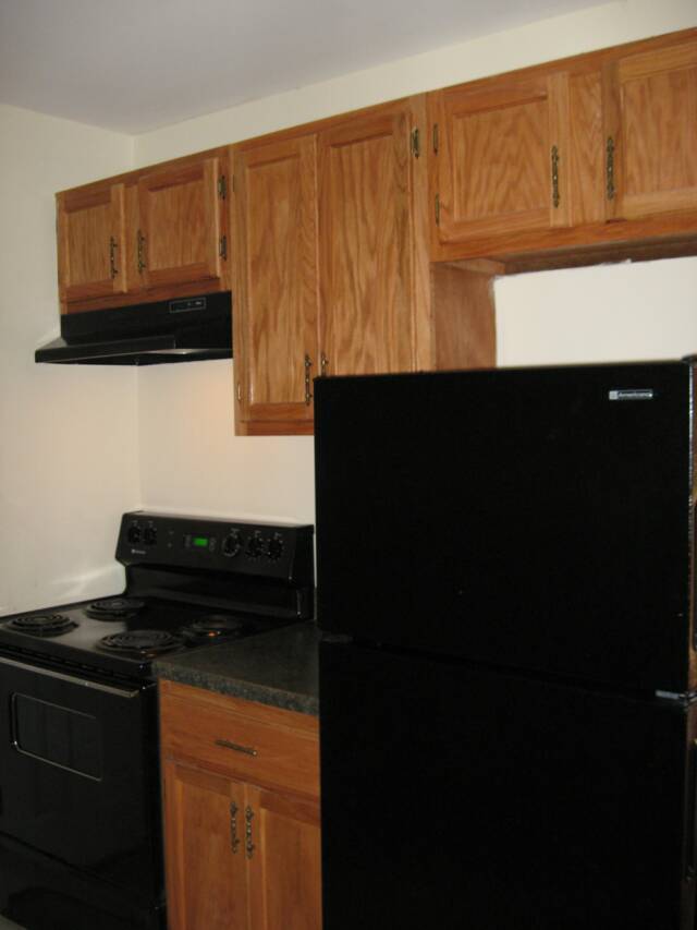 Photo - 310 S Broadway Park Apartment Unit B