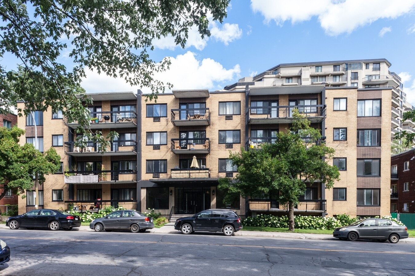 Photo - 2400 Av. Van Horne Unit 409