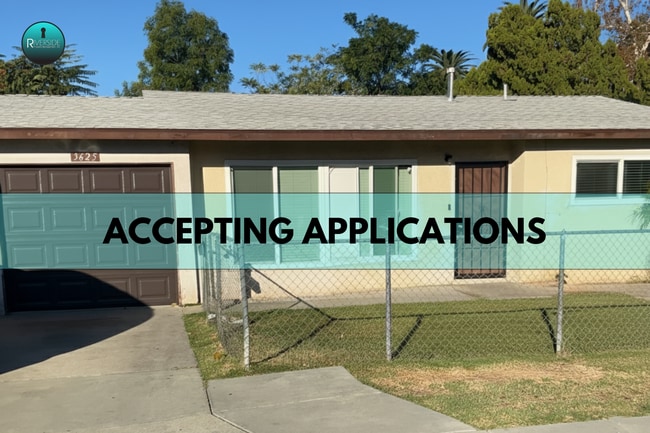 Building Photo - Welcome home to this beautifully refreshed...