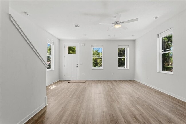 Photo - 516 SW 7th Pl