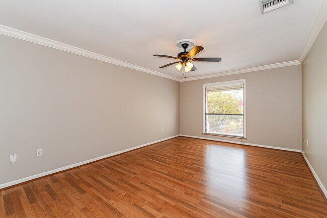 Photo - 10907 Meadow Lark Cove Dr