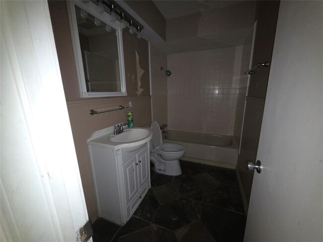 Photo - 12314 SW 13th St