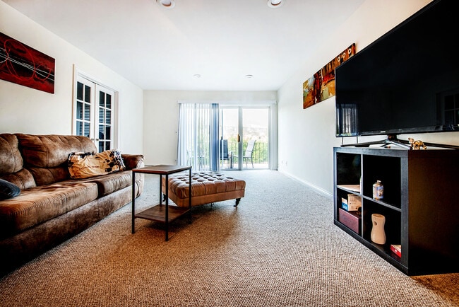 Photo - 10389 Dearlove Rd Unidad 200