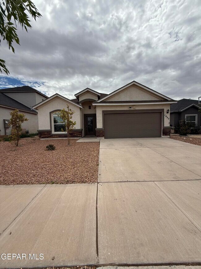 Photo - 1085 Summer Breeze Pl Casa