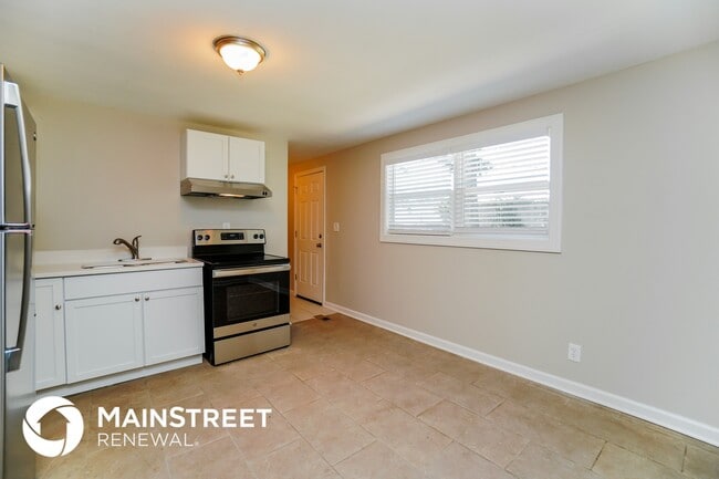 Photo - 357 Amesbury Dr