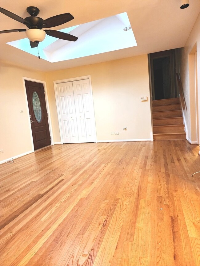 Photo - 209 N Stevenson Ln