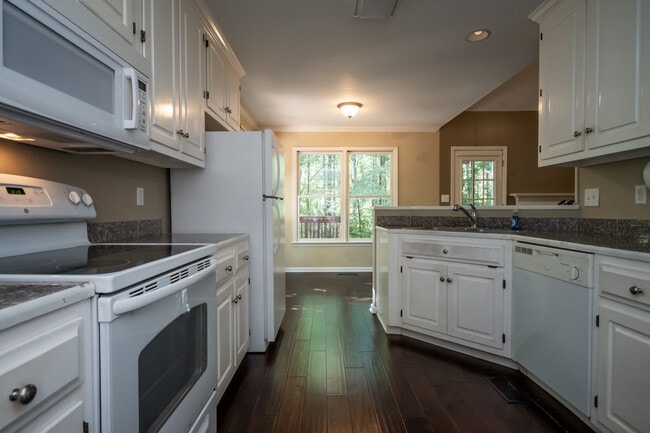 Photo - 119 Spring Lake Dr