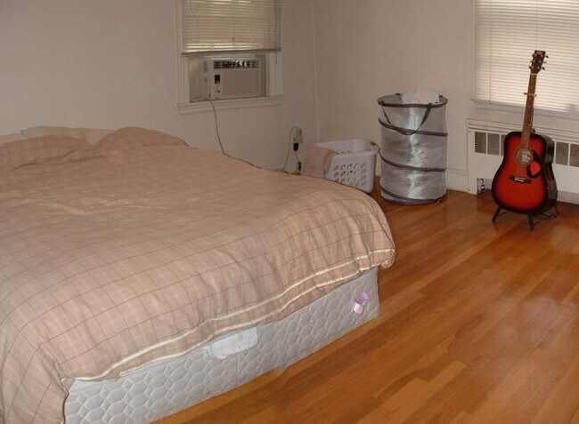 376 Washington St Unit 2
