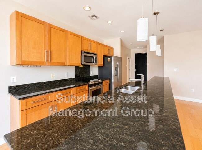 Photo - 444 N Central Ave