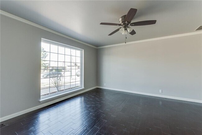 Photo - Luxury Living in Quail Creek!!