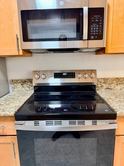 14925 Sherman Way Unit 115