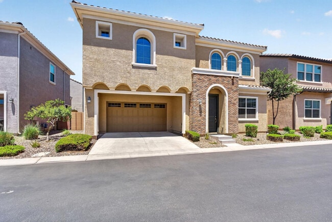 Photo - 1138 E Sabino Dr