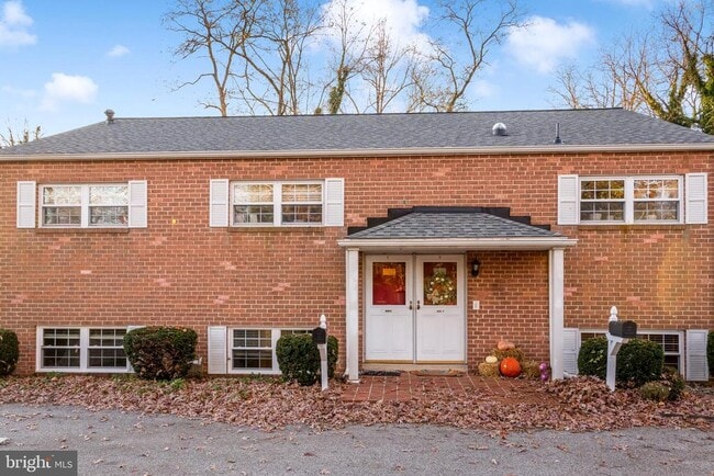 Photo - 428 Montemar Ave