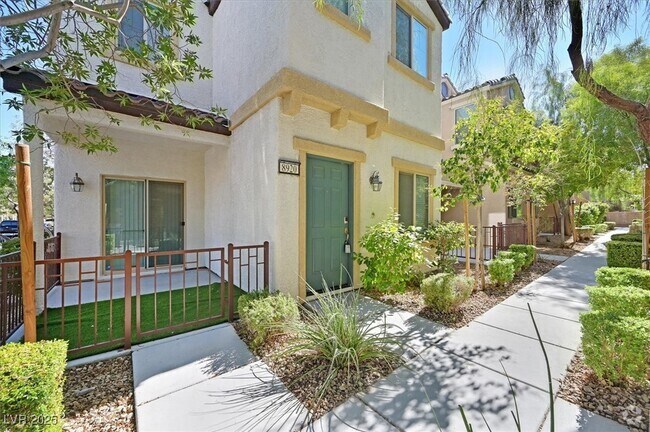 Building Photo - 8920 Hand Painted Ct Rental