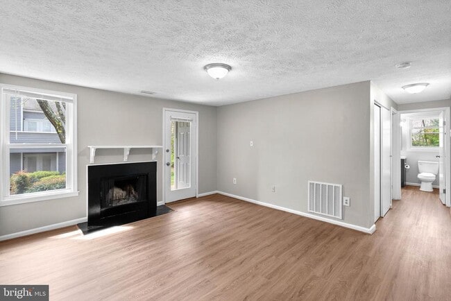 Photo - 3925 Greencastle Rd Unit 103