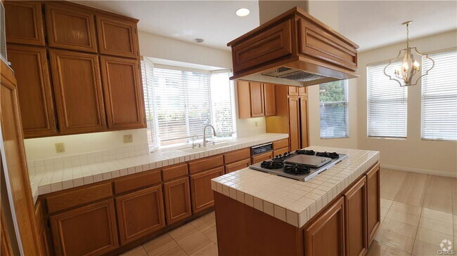 Building Photo - 2162 Ventia Rental