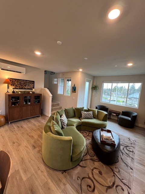 Sala de reuniones - 379 E Park St