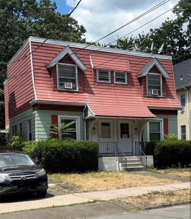 Building Photo - 30 Ellsworth Ave Rental