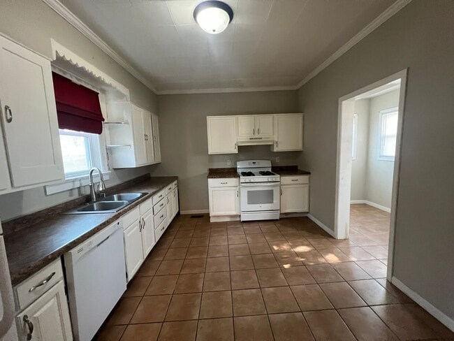 Photo - Coming Soon!! 2 BEDROOM, OFFICE SPACE, LAUNDRY ROOM!