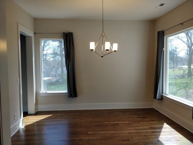 Photo - 2039 Cartier Wy