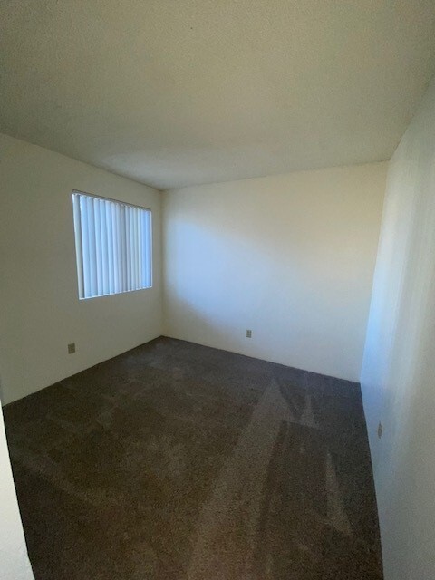 Bedroom - Desert Springs Apartments