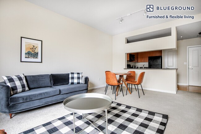 Photo - 100 McLellan Drive Unidad FL2-ID496