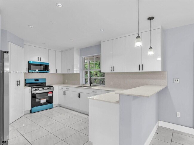 Photo - 6525 SW 18th St House