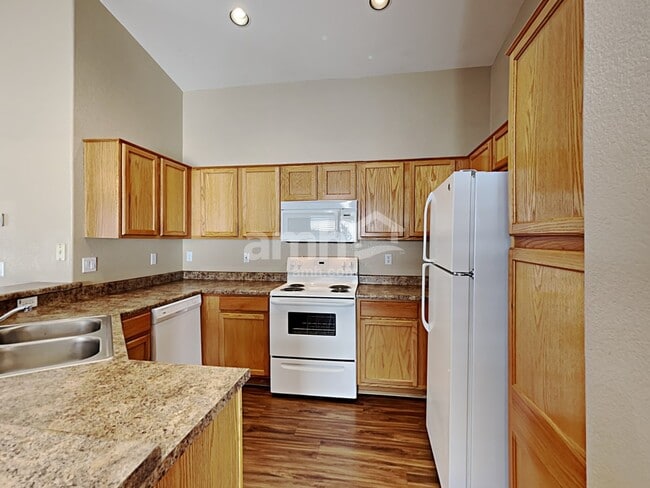 Photo - 2037 N 107th Dr