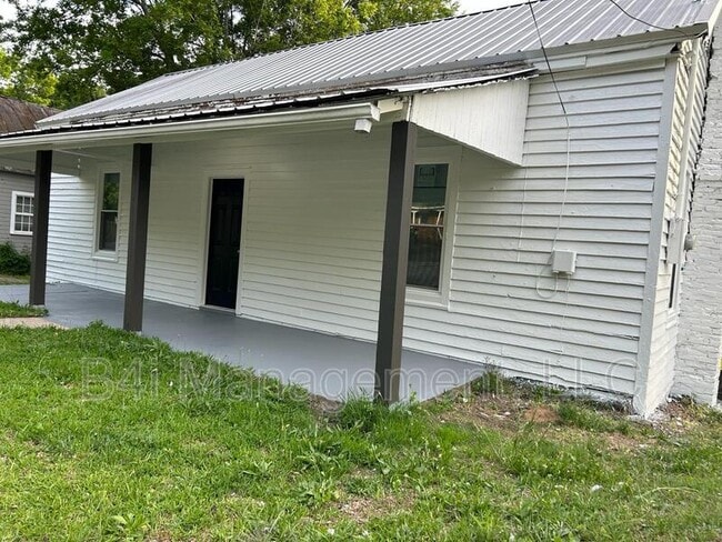 Photo - 1615 Vinson Hwy Casa